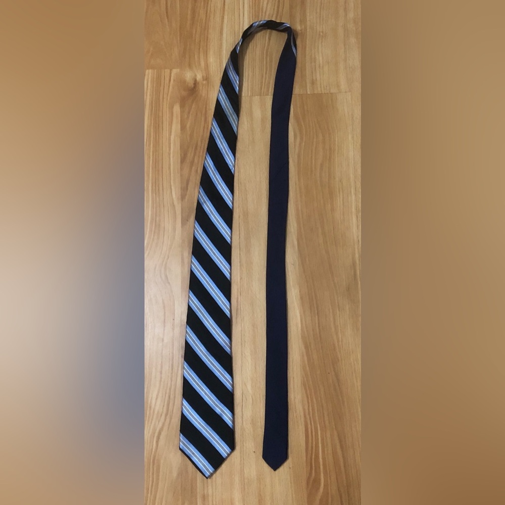 Tommy Hilfiger Navy Tie with Light Blue and White Stripes